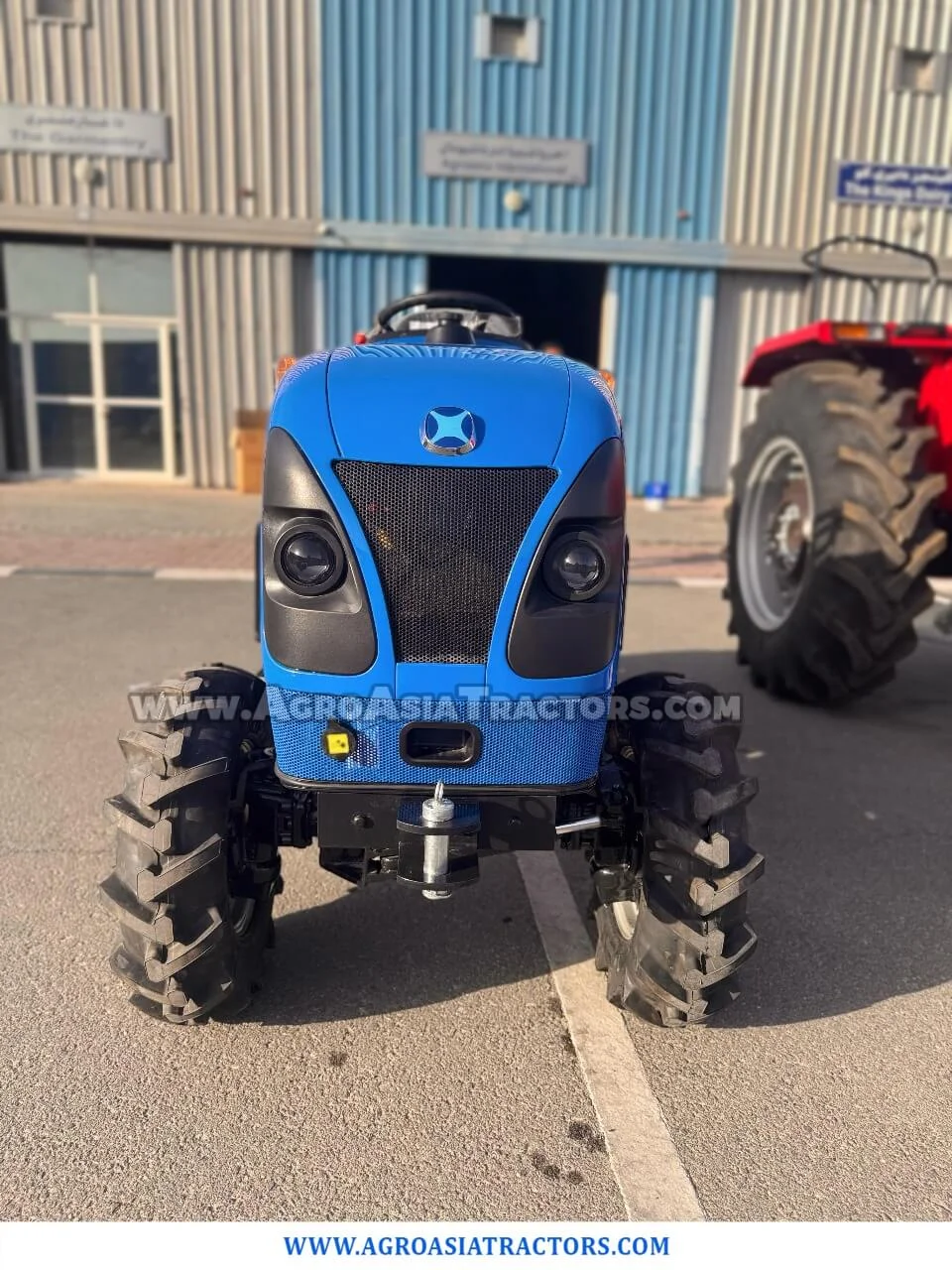 Simba 30 New Holland Simba 30 Tractor for Sale in Botswana | 30HP 4WD